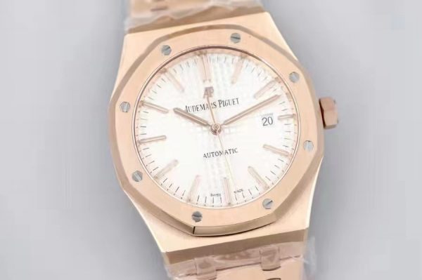 audemars-piguet-royal-oak-15400-2