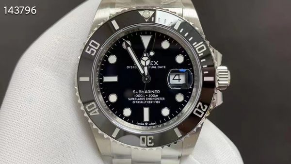 rolex-submariner-m126610