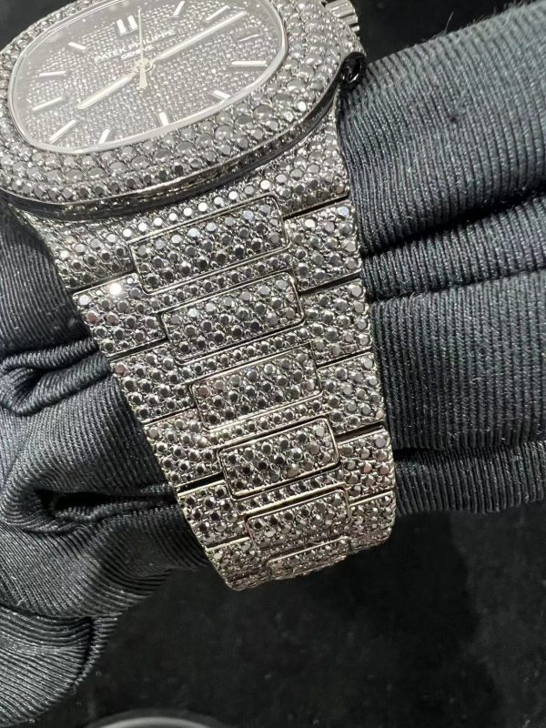 moissanite-patek-philippe-5811